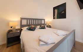 Seaside Elegance Suites