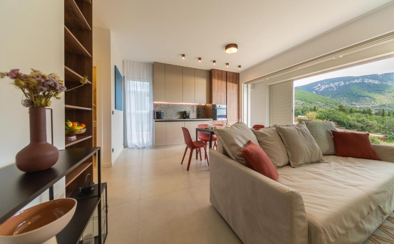 Seaside Elegance Suites Komiža Exteriör bild