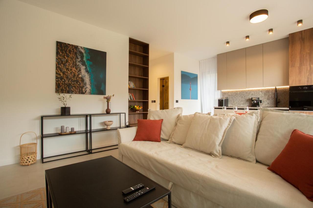 Seaside Elegance Suites Komiža Exteriör bild